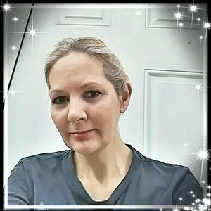 Meet your Posher, Beverly